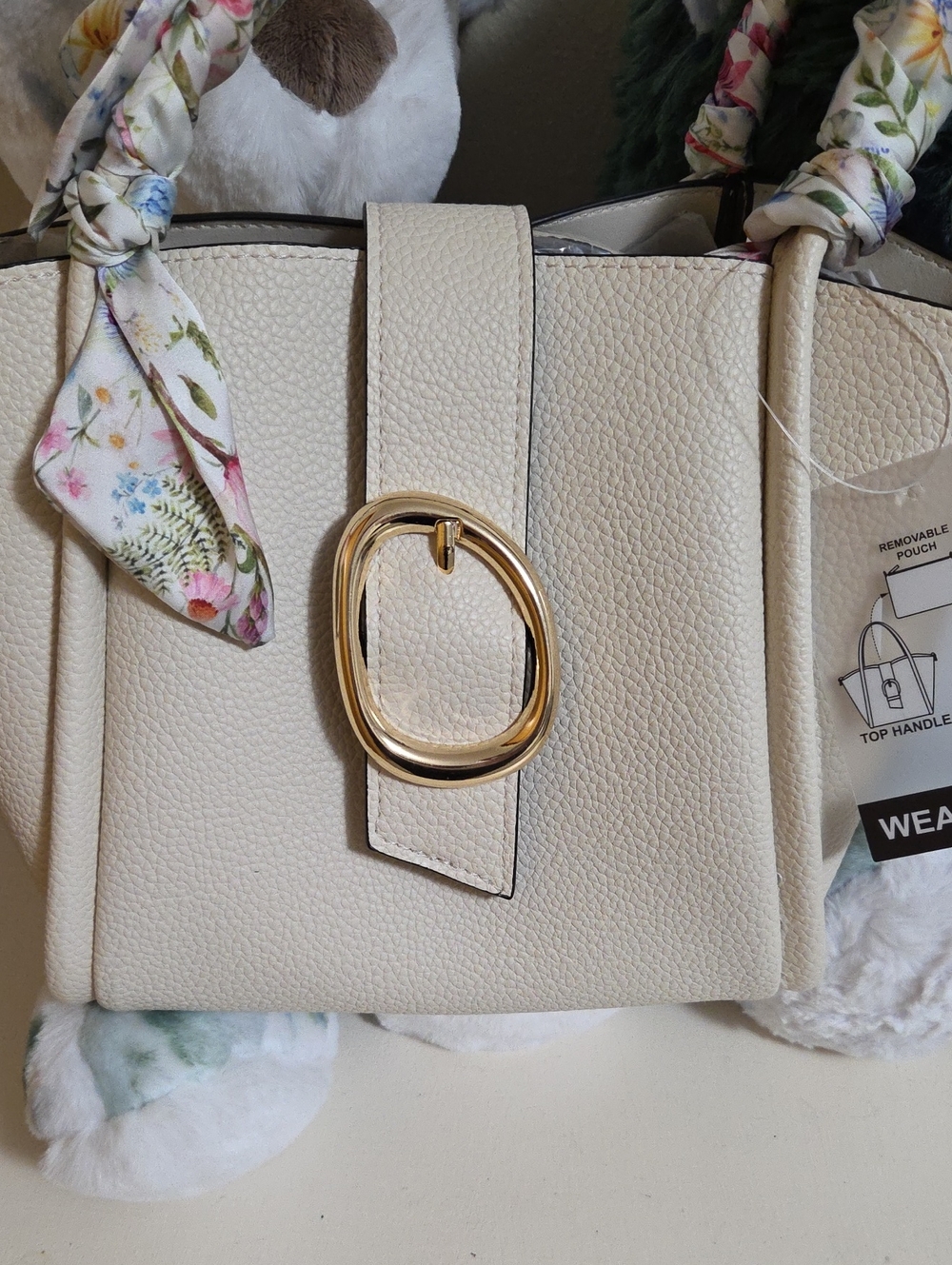 NWOT BCBG Generation Cream Pebbled Leather Tote